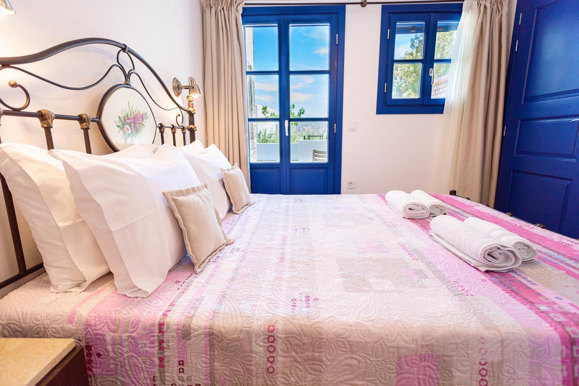 Almiriki Serifos Livadakia Bagian luar foto