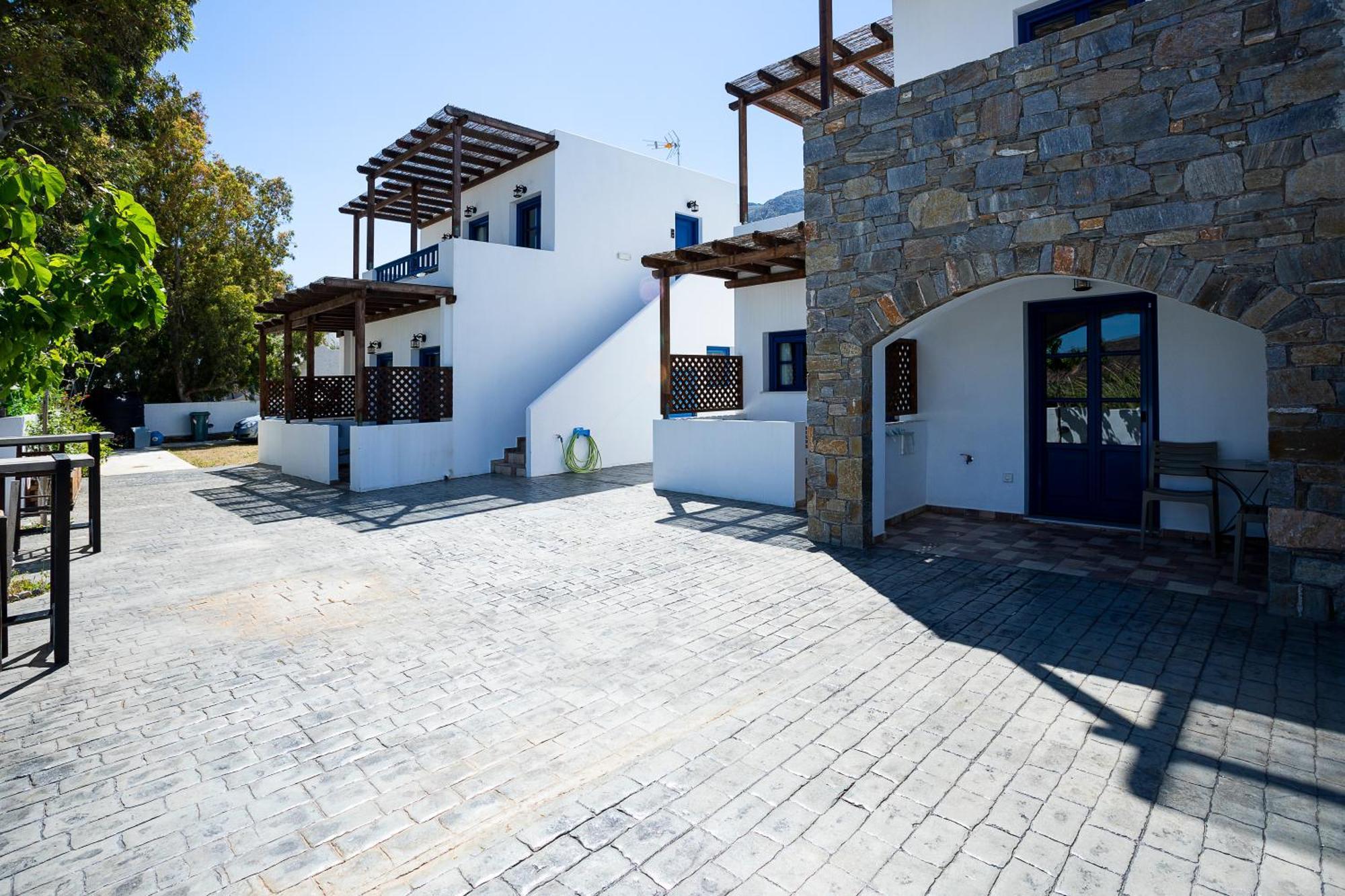 Almiriki Serifos Livadakia Bagian luar foto